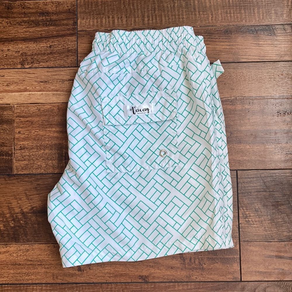 Vacay Swimwear Bonito Print Mens Large EUC